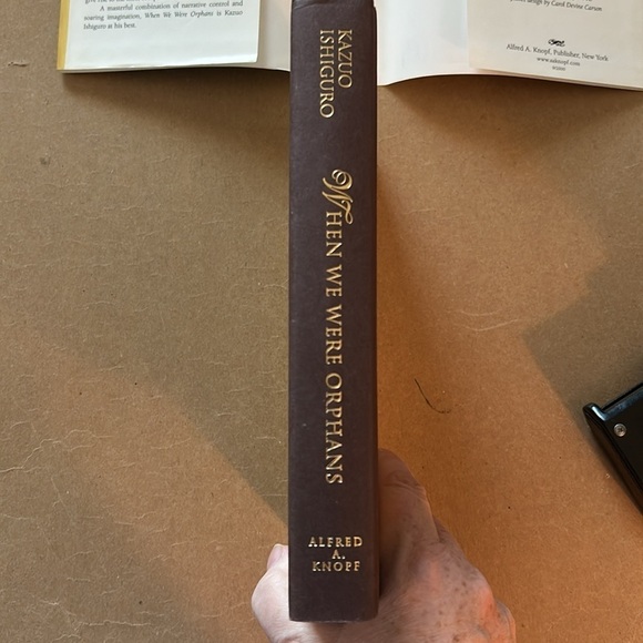 EUC hardcover book When We Were Orphans by Kazuo Ishiguro 1st U.S. edition - Picture 7 of 12